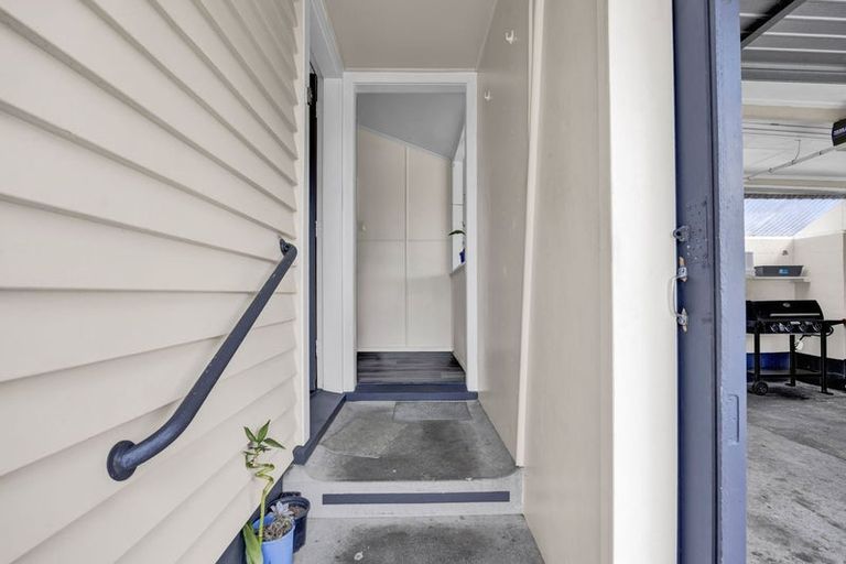 Photo of property in 25 Waihi Road, Hawera, 4610