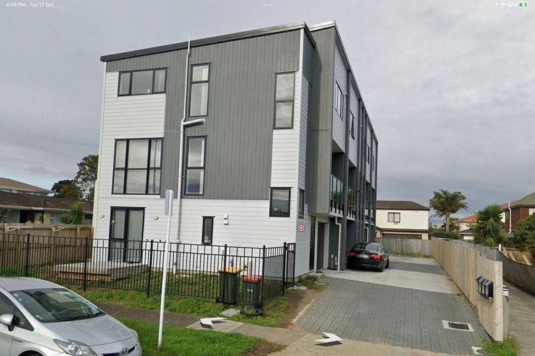 Photo of property in 110e Coronation Road, Papatoetoe, Auckland, 2025