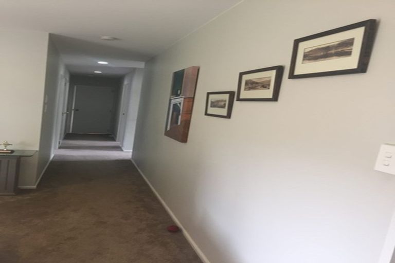 Photo of property in 39 Koru Street, Mangere Bridge, Auckland, 2022
