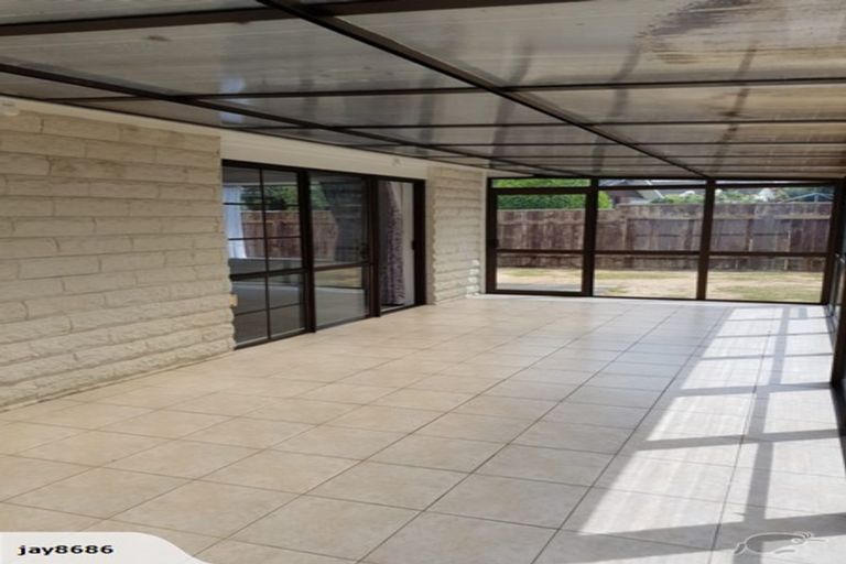 Photo of property in 24 Mcenroe Grove, Naenae, Lower Hutt, 5011