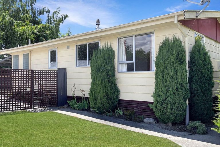 Photo of property in 39 Pukaki Place, Twizel, 7901