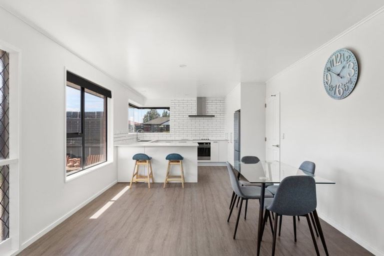 Photo of property in 16 Colchester Place, Templeton, Christchurch, 8042