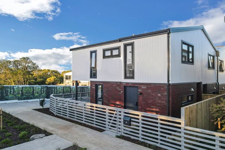 Photo of property in 53 Te Puketoka Lane, Mangere, 2022