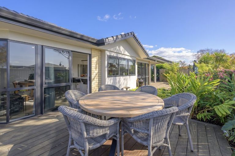 Photo of property in 15 Ngahere Street, Otumoetai, Tauranga, 3110