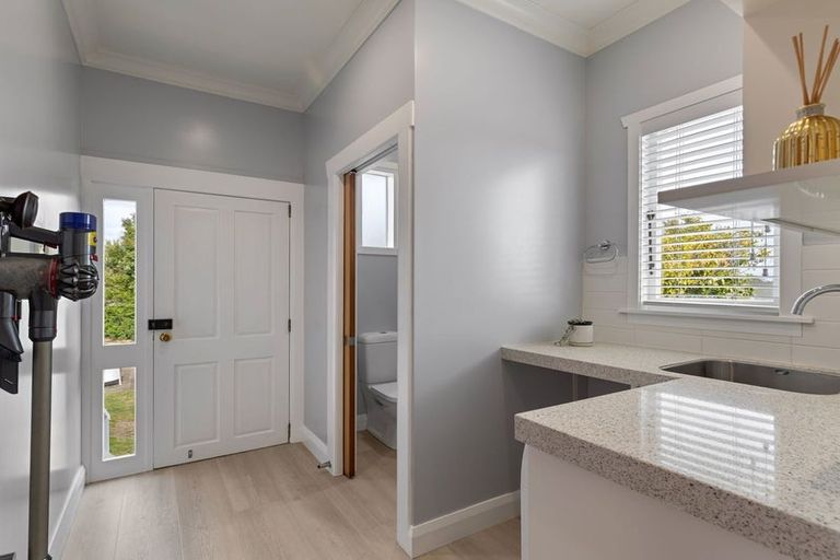 Photo of property in 46 Matamau Street, Palmerston North, 4414