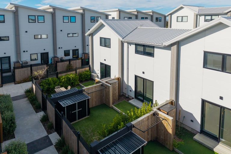 Photo of property in 17/232 Marine Parade, New Brighton, Christchurch, 8061