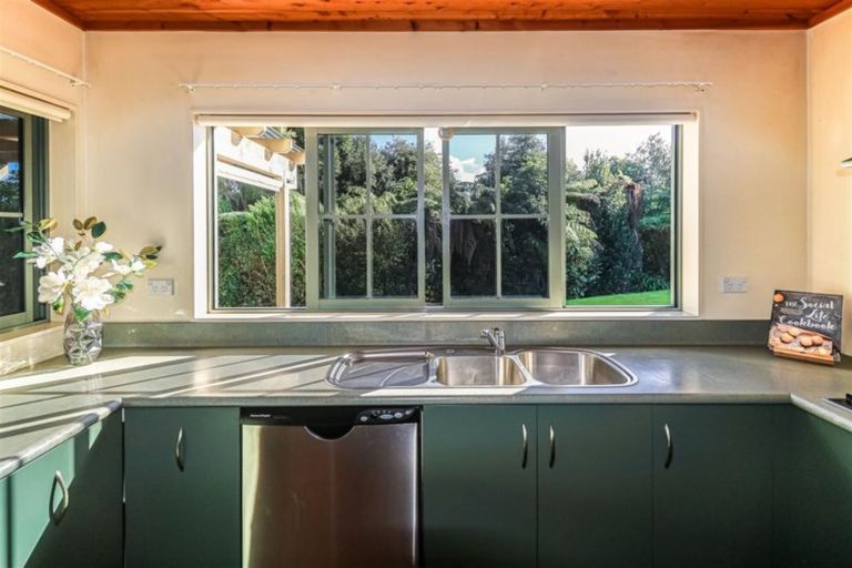 Photo of property in 38 Saint James Drive, Huntington, Hamilton, 3210