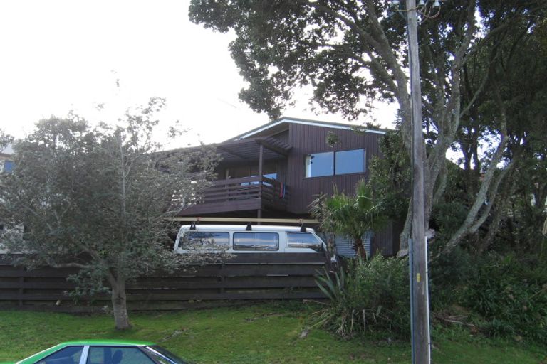 Photo of property in 2 Morrow Avenue, Bucklands Beach, Auckland, 2012