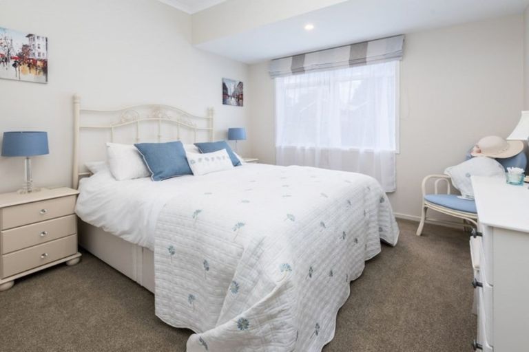 Photo of property in 8 Ridge View Crescent, Pukekohe, 2120