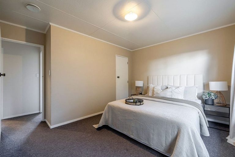 Photo of property in 97 Benmore Avenue, Cloverlea, Palmerston North, 4412