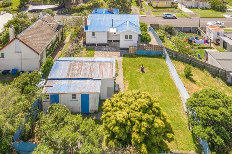 Photo of property in 50 Manuka Street, Castlecliff, Whanganui, 4501