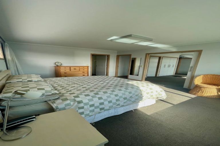 Photo of property in 22 Oriental Street, Welbourn, New Plymouth, 4312