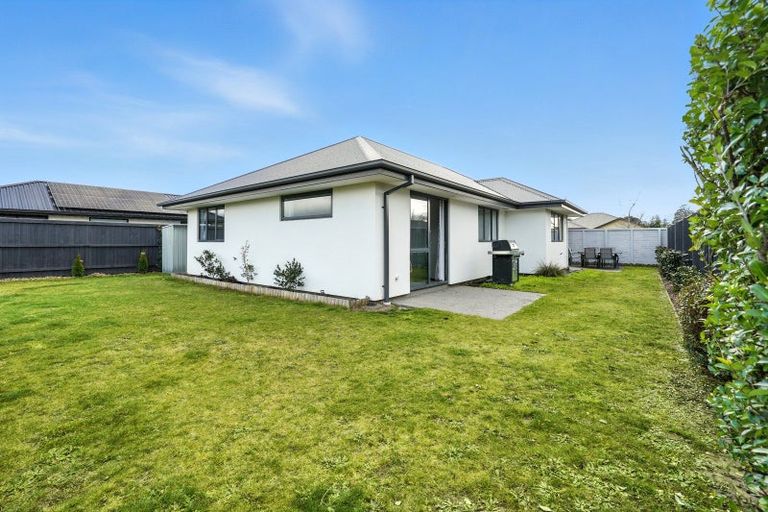 Photo of property in 20 Tara Crescent, Woodend, 7610