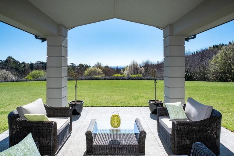 Photo of property in 44 Tauroa Valley Road, Havelock North, 4130