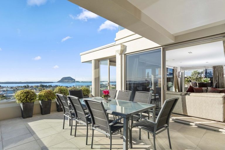 Photo of property in 2c Hinewa Road, Otumoetai, Tauranga, 3110
