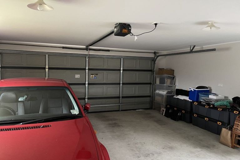 Photo of property in 3 The Palms, Rototuna, Hamilton, 3210