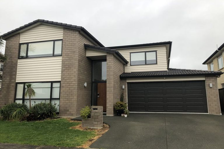 Photo of property in 25 Dromoland Drive, Flat Bush, Auckland, 2019