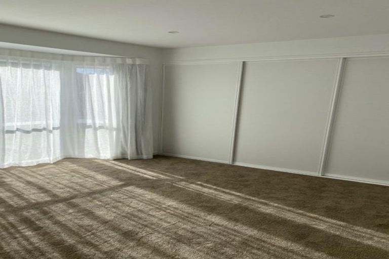Photo of property in 2/3 Stratford Avenue, Milford, Auckland, 0620