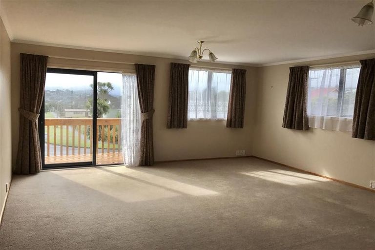 Photo of property in 4 Hindmarsh Street, Johnsonville, Wellington, 6037