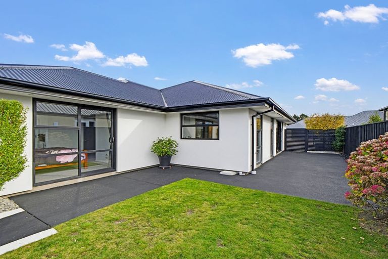 Photo of property in 35 Kahuraki Drive, Pegasus, 7612