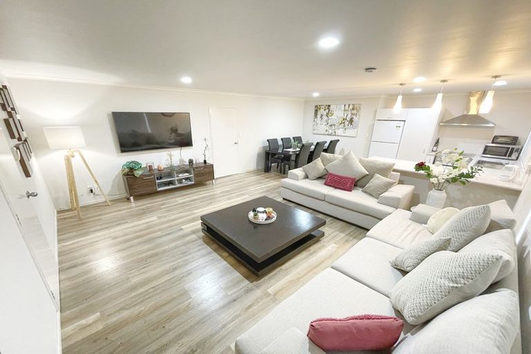 Photo of property in 14c Princess Street, Takanini, 2112