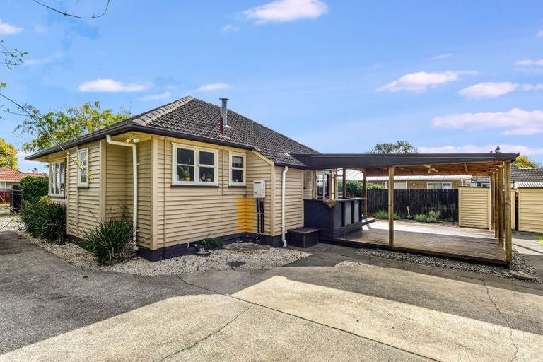 Photo of property in 7 Armitage Place, Fairfield, Hamilton, 3214