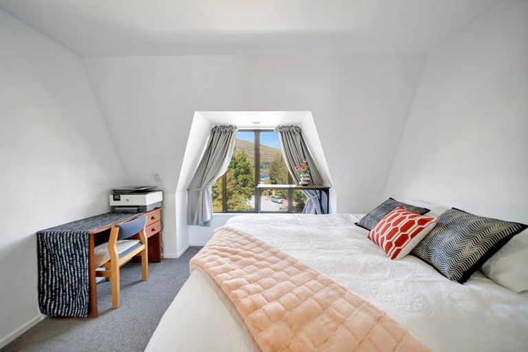 Photo of property in Goldridge Apartments, 21/43 Goldridge Way, Queenstown, 9300