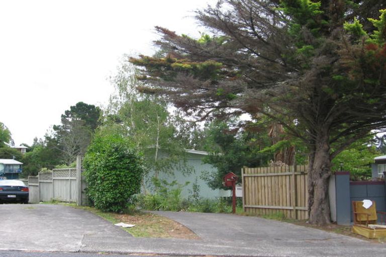 Photo of property in 2/25 Flaxdale Street, Birkdale, Auckland, 0626