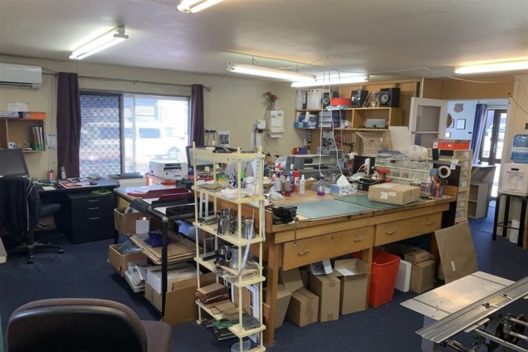 Photo of property in 1/64 Wakefield Street, Alicetown, Lower Hutt, 5010