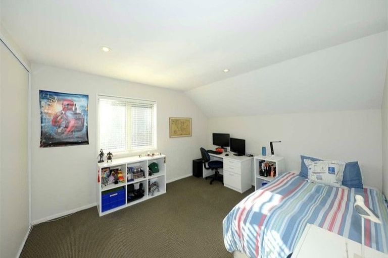 Photo of property in 998d Colombo Street, St Albans, Christchurch, 8014