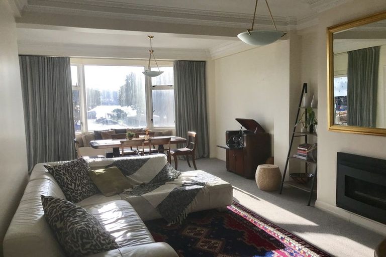 Photo of property in 154u1 Oriental Parade, Oriental Bay, Wellington, 6011