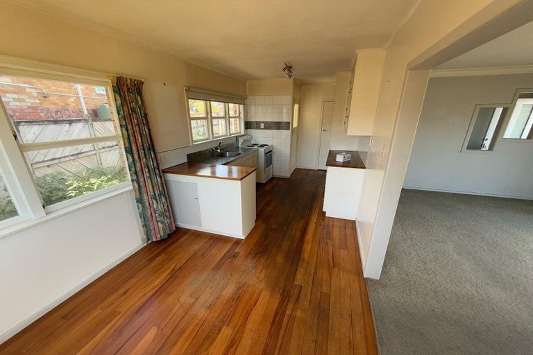 Photo of property in 9 Bernard Street, Papatoetoe, Auckland, 2025