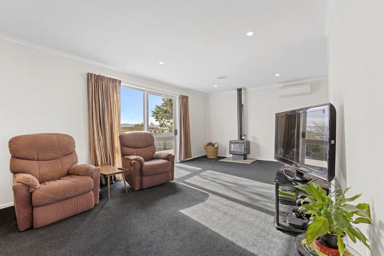 Photo of property in 9 Ngaire Street, Longburn, Palmerston North, 4412