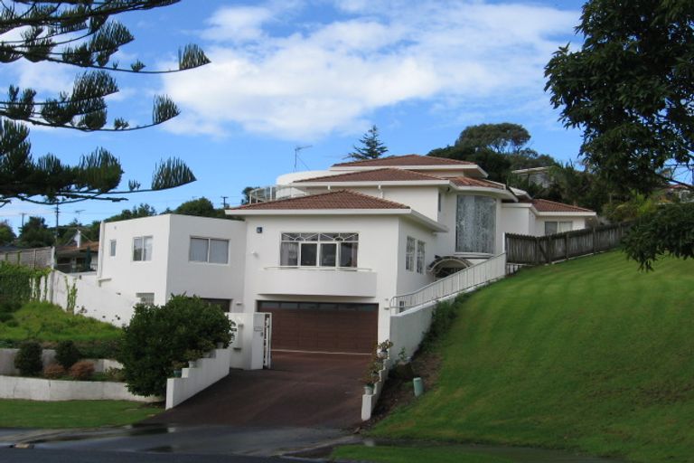 Photo of property in 9 Trident Place, Shelly Park, Auckland, 2014