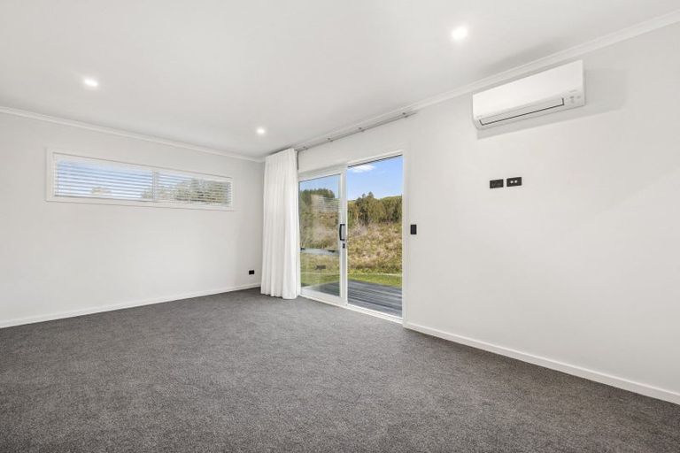 Photo of property in 54 Great Road West, Matipo Heights, Rotorua, 3015