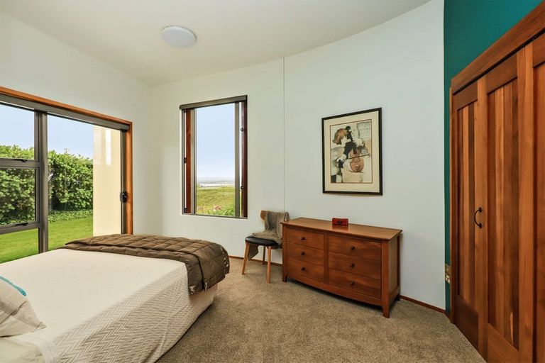 Photo of property in 2536 State Highway 50, Roys Hill, Hastings, 4175