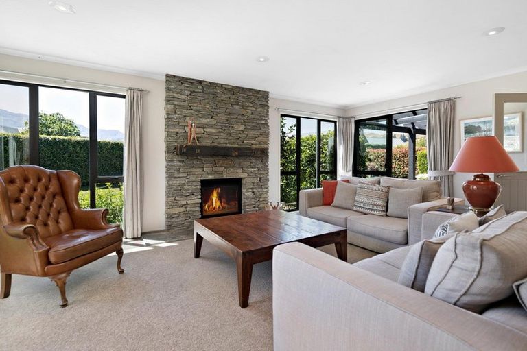Photo of property in 2 Wellswood Way, Lower Shotover, Queenstown, 9371