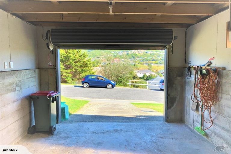 Photo of property in 37f2 Bould Street, Johnsonville, Wellington, 6037