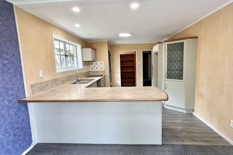 Photo of property in 8 Waikato Place, Tokoroa, 3420