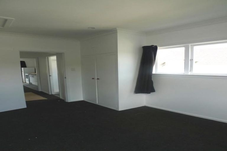 Photo of property in 1/190 The Parade, Island Bay, Wellington, 6023