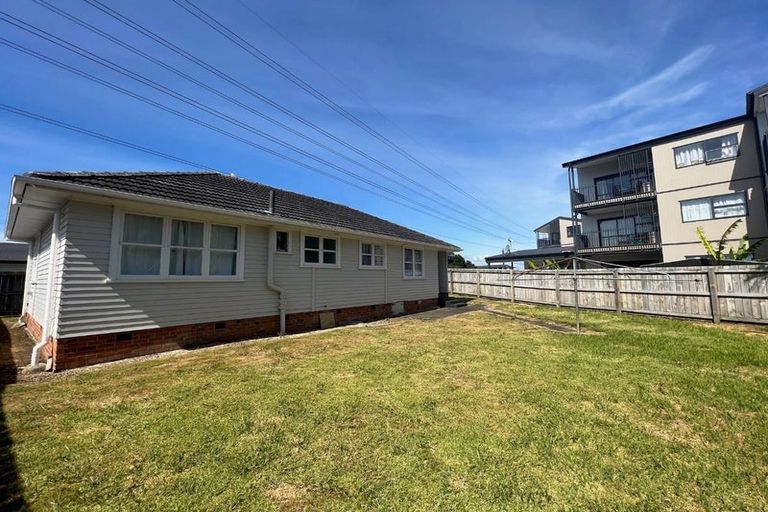 Photo of property in 21 Mcburney Place, Mangere East, Auckland, 2024