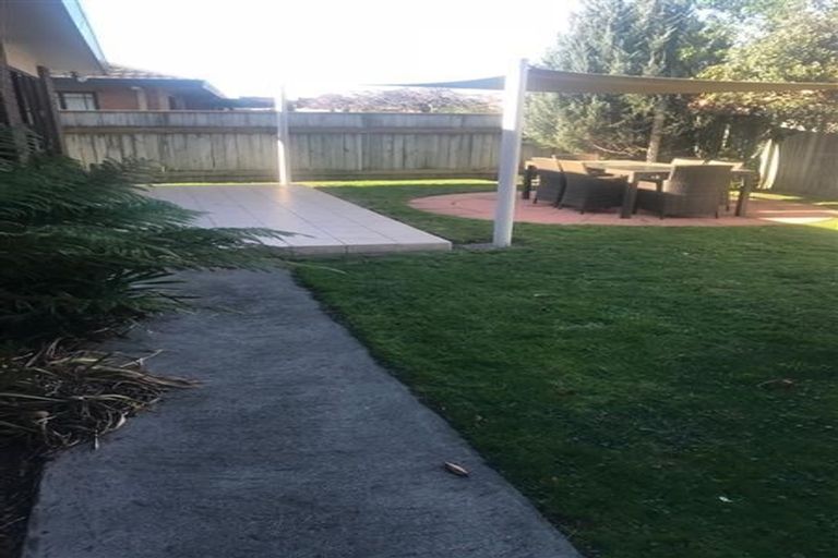 Photo of property in 13 Knightsbridge Place, Taradale, Napier, 4112