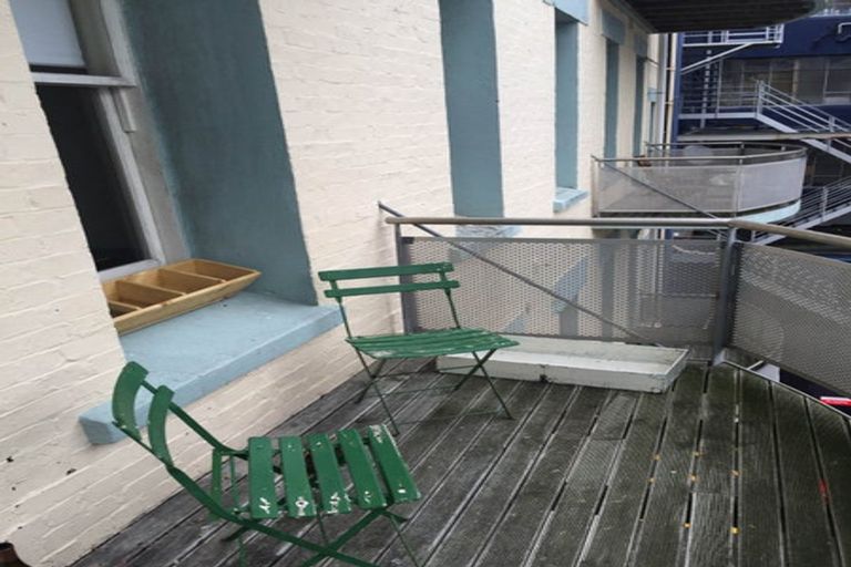 Photo of property in Columbia Apartments, 10/32u Cuba Street, Te Aro, Wellington, 6011