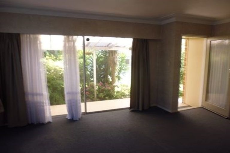 Photo of property in 14a Elizabeth Street, Papakura, 2110