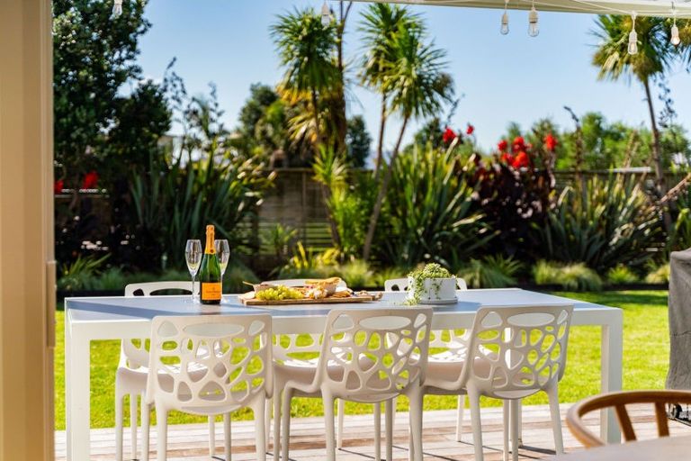 Photo of property in 22 Dune View Drive, Mangawhai, 0505