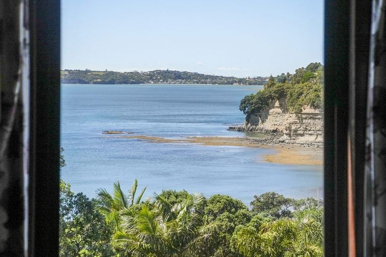 Photo of property in 22 Durness Place, Red Beach, 0932