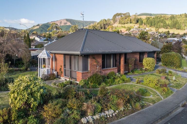 Photo of property in 1 Kate Edger Place, Stoke, Nelson, 7011