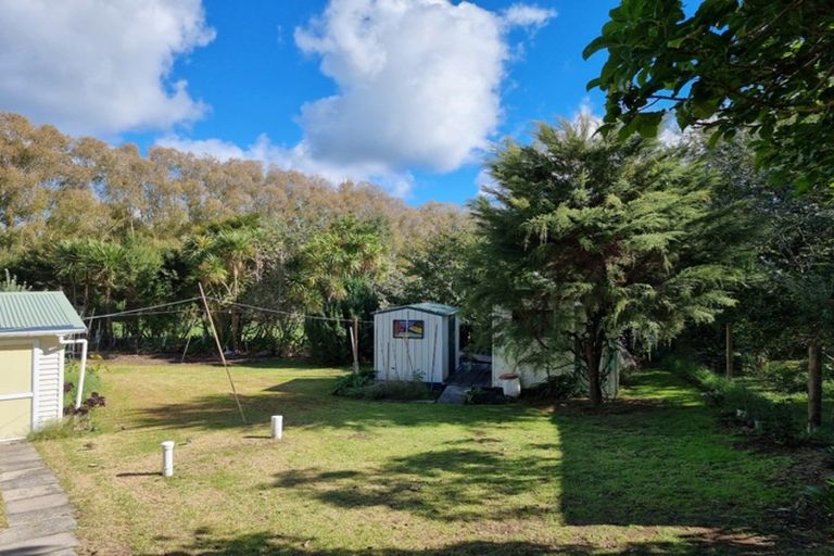 Photo of property in 730 Whangaruru North Road, Whangaruru, Hikurangi, 0184