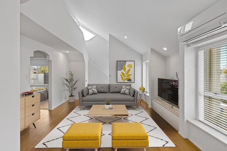 Photo of property in 41a Maygrove Drive, Orewa, 0931