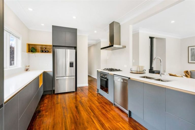 Photo of property in 20b Princes Street, Riverhead, 0820